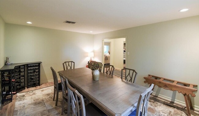 Building Photo - 34122 Pecan Hill Dr