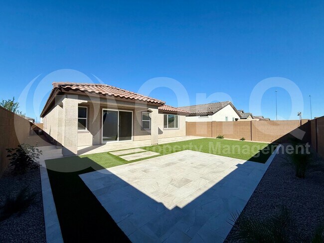 Building Photo - 9543 W Avalon Dr