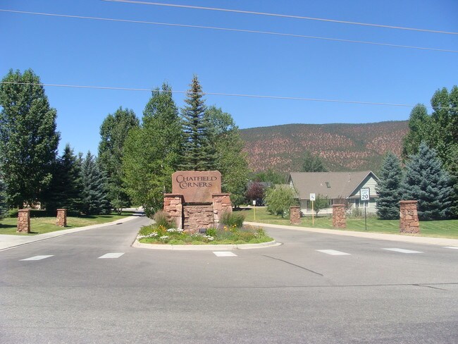 Building Photo - 300 Chatfield Ln