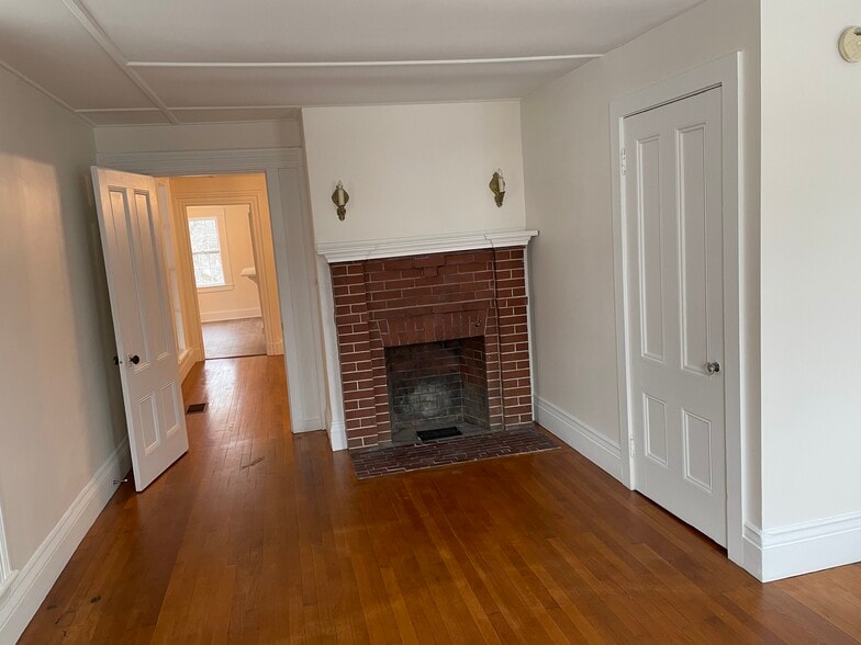 Bedroom - 183 Washington St