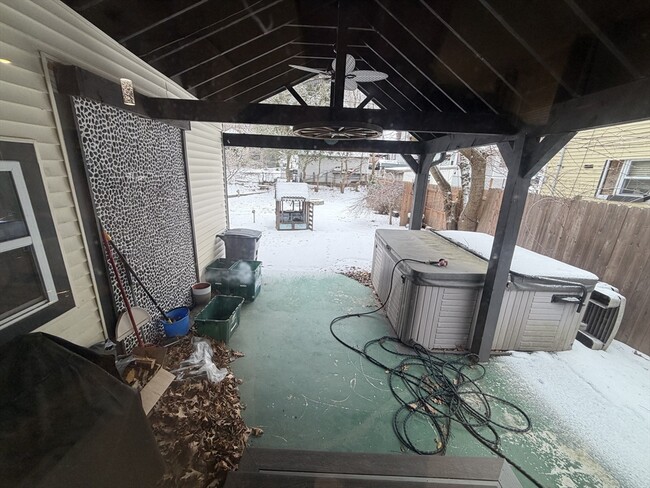 Building Photo - 21 Englewood Ave