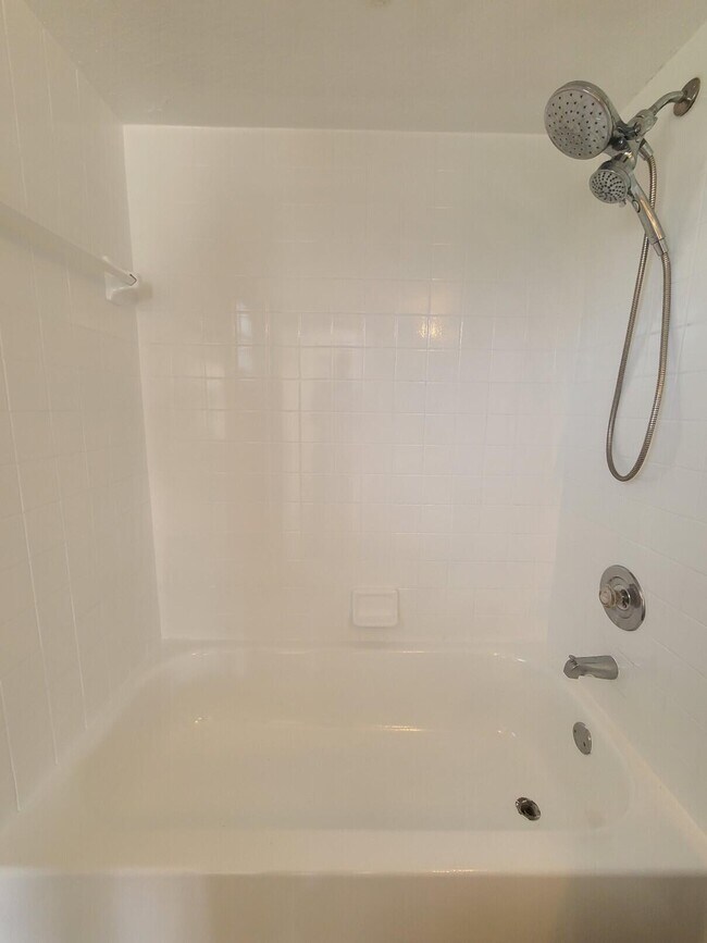 Building Photo - 1460 Windorah Way