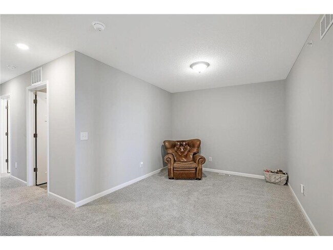 Building Photo - 6743 Bluestem Wy