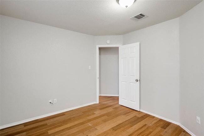 Building Photo - 13441 Gent Dr