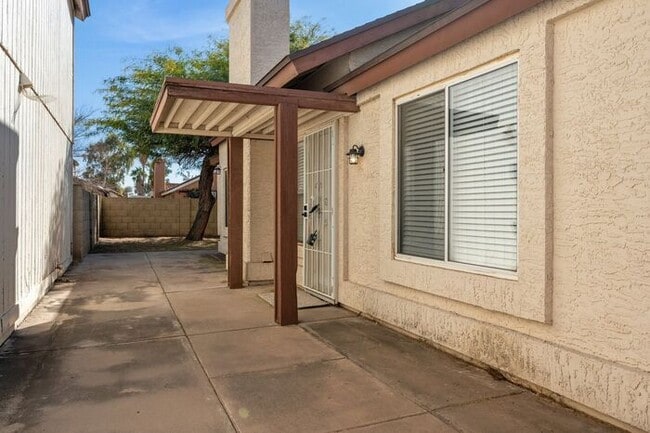 Building Photo - Photos coming soon!