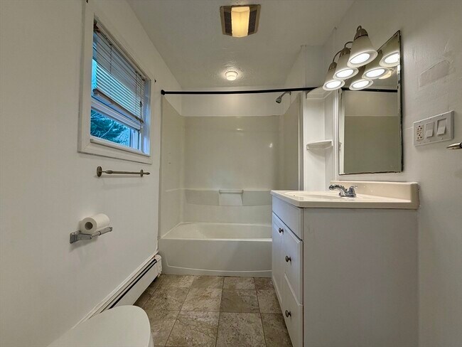 Building Photo - 98 W Spring St