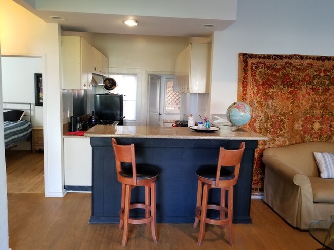 Building Photo - 3989 Beethoven St