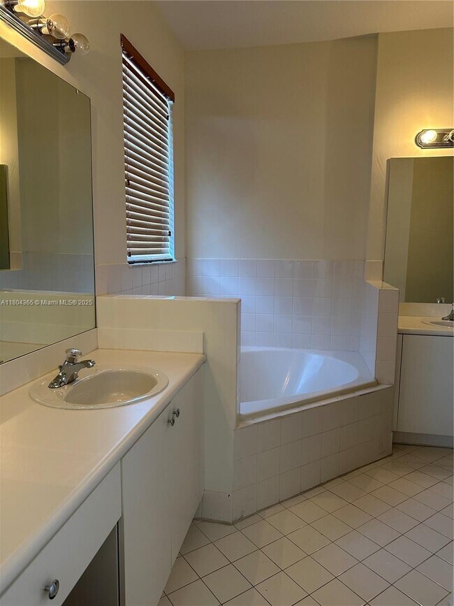 Building Photo - 12852 SW 133rd Terrace