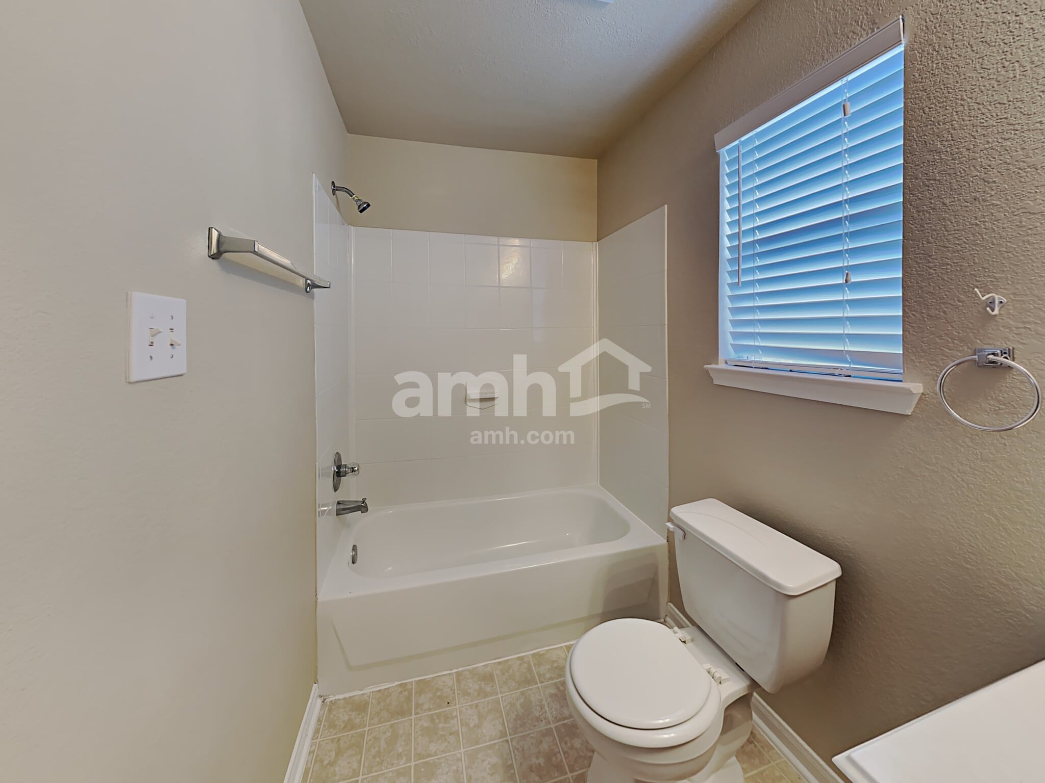 Building Photo - 3743 Jewel Point Dr