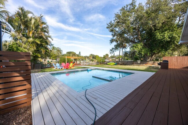 Building Photo - 475 Indian Creek Dr