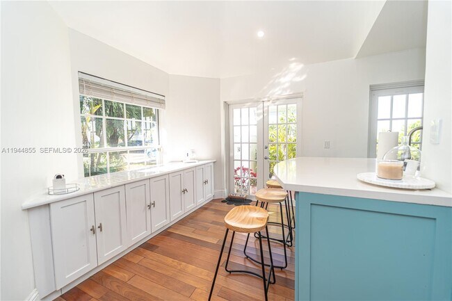 Building Photo - 9939 NW 47th Terrace