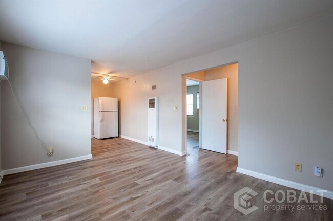 Primary Photo - 954 St Charles Ave NE