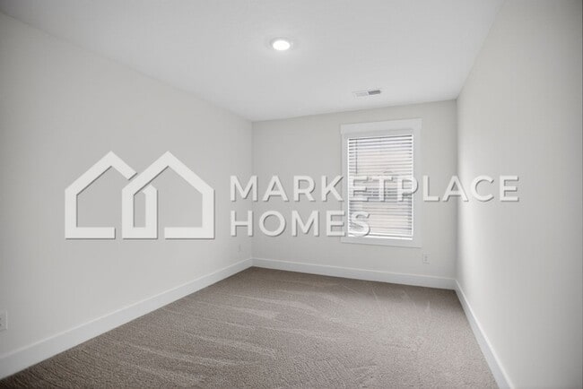 Building Photo - 346 Alta Tree Blvd