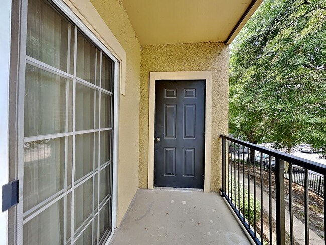 Building Photo - 114 Vista Verdi Cir