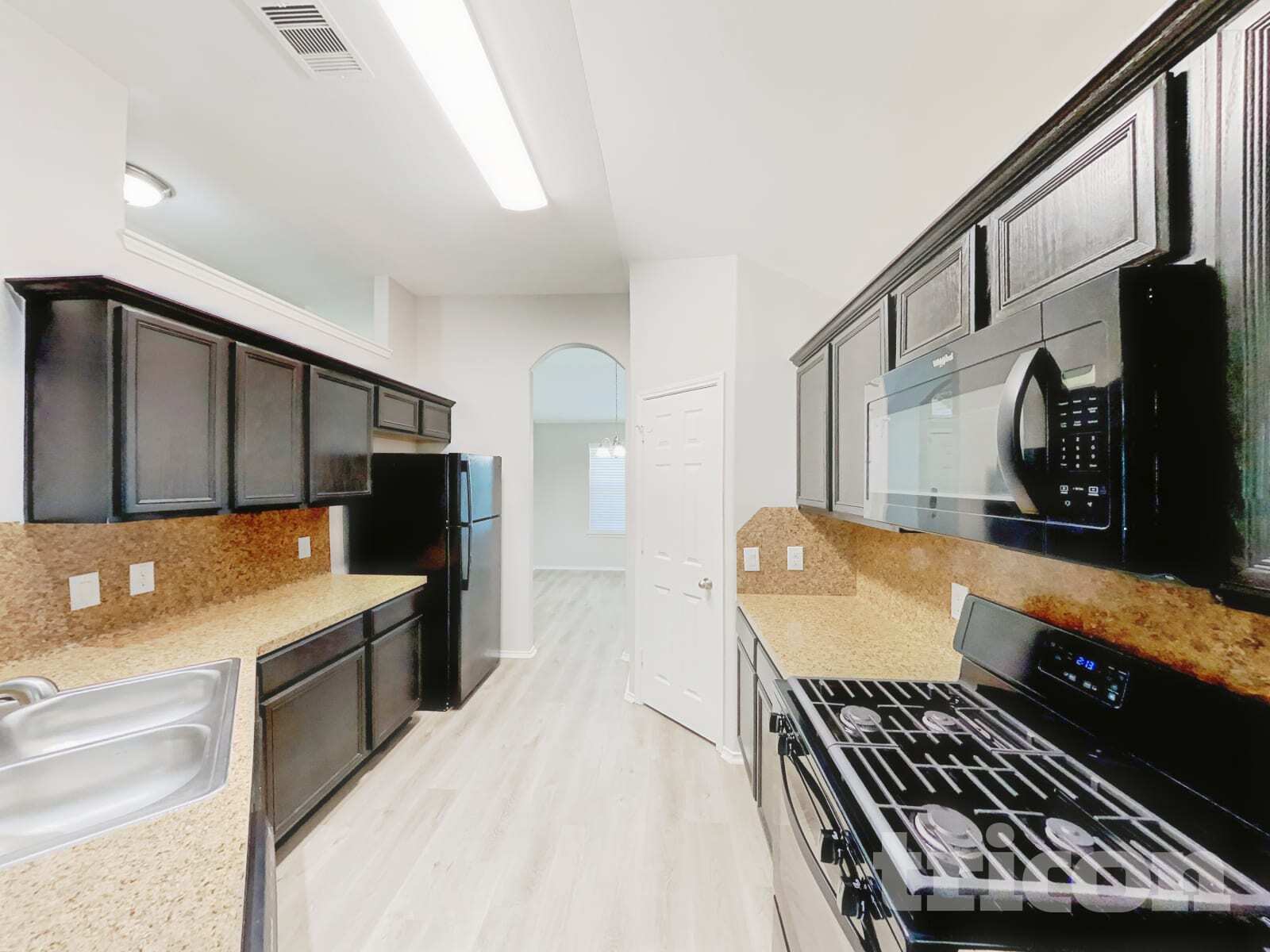 Building Photo - 15018 Mause Creek Dr