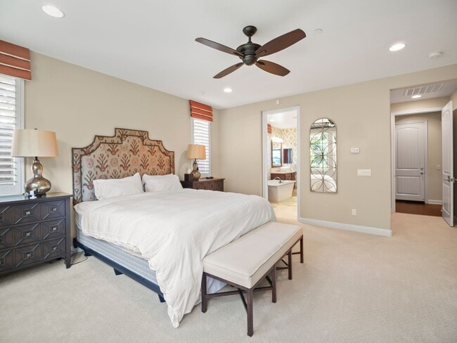 Building Photo - Showing Times: to schedule a viewing, please call & contact us