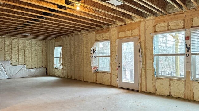Building Photo - 228 Water Oak Wy