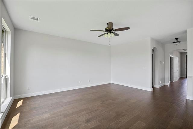 Building Photo - 508 Bush Ave