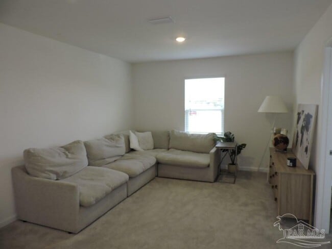 Building Photo - 4664 Carlstrom Ln