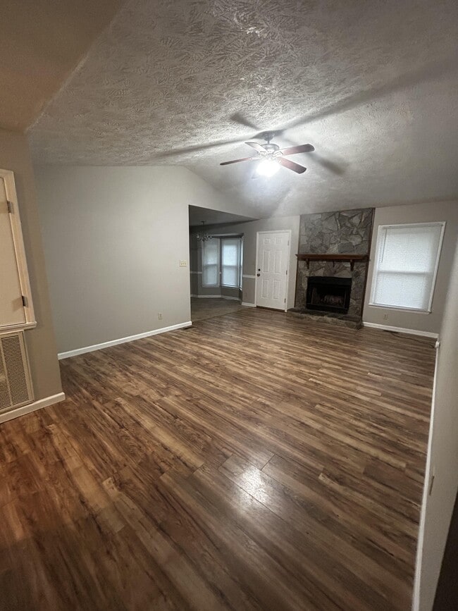 Building Photo - 3620 Beswick Ct