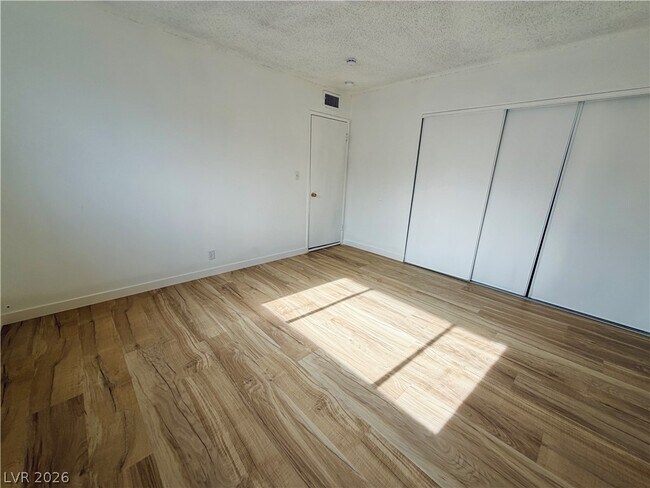 Building Photo - 537 Kolson Cir
