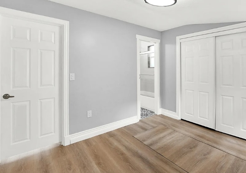 Building Photo - 523 Windsor St