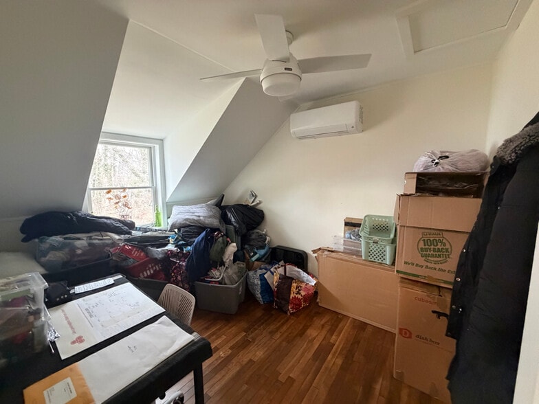 Building Photo - 230 Corsica Neck Rd