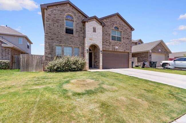 Building Photo - Beautiful Home
