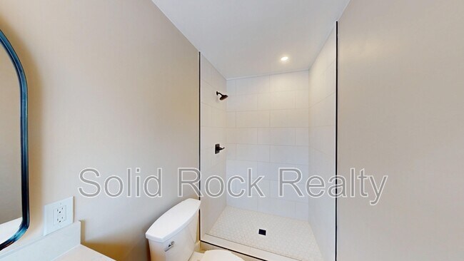 Building Photo - 1810 Yuma St