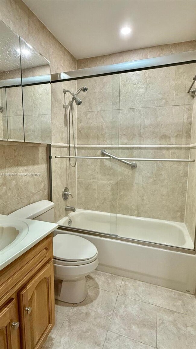 Building Photo - 1547 SW 137th Pl