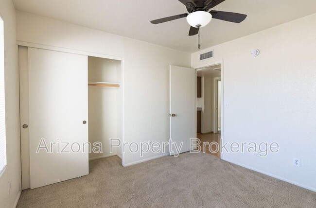 Building Photo - 8135 W Sierra Vista Dr