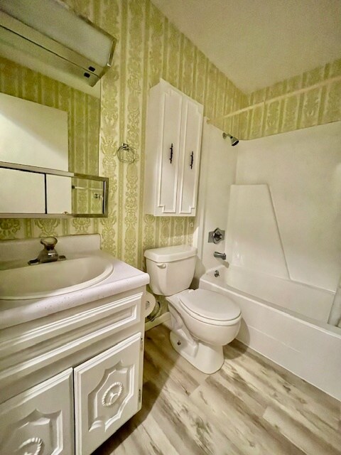 Building Photo - 1131 Redburn Dr