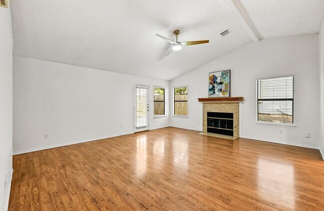 Building Photo - 7403 Dallas Dr