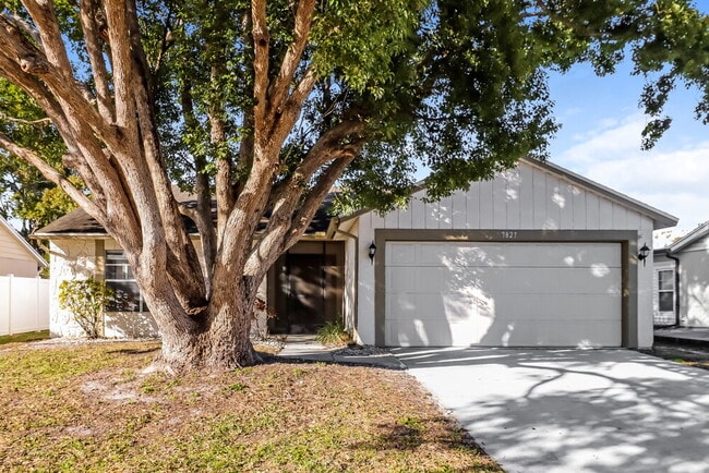 Building Photo - 7827 Adelaide Loop