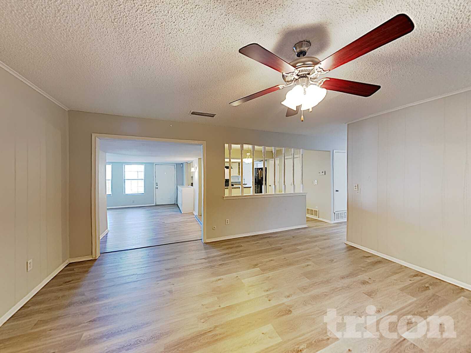 Building Photo - 835 Live Oak Dr