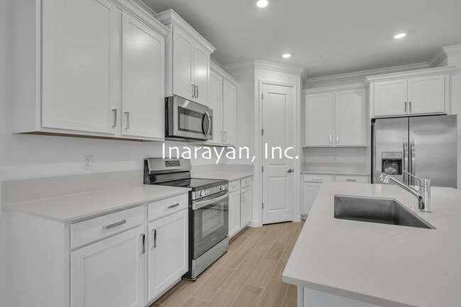 Building Photo - Stunning 4-Bedroom Single-Family Home in Riverwood at Everlands — $2,395/month