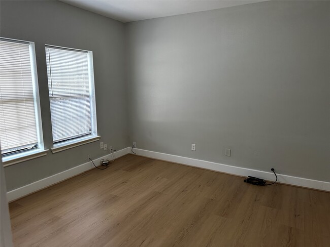 Building Photo - 2910 Wichita St