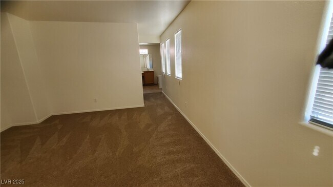 Building Photo - 962 Grand Cerritos Ave