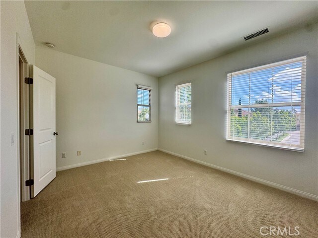 Building Photo - 51 Elmdale