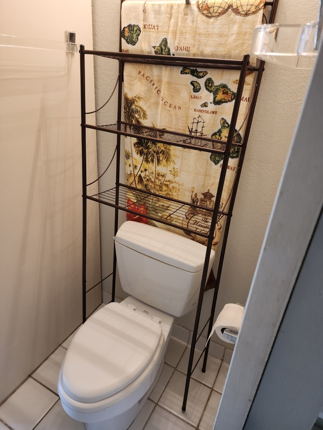 Building Photo - 320 Liliuokalani Ave