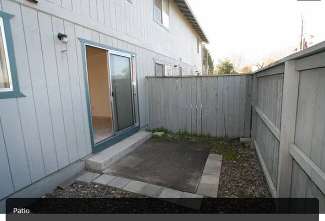 Building Photo - 2115 E Barnett Rd