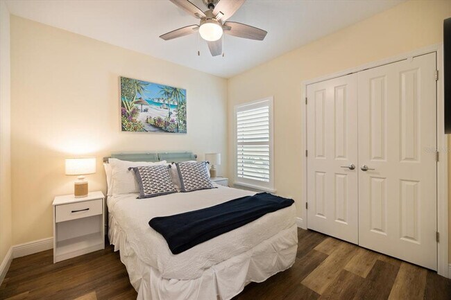 Building Photo - 2339 Datura St