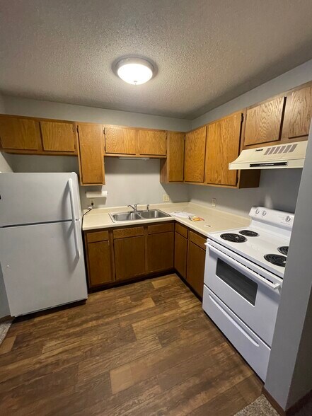 Unit 1 - 442 Belgrade Ave