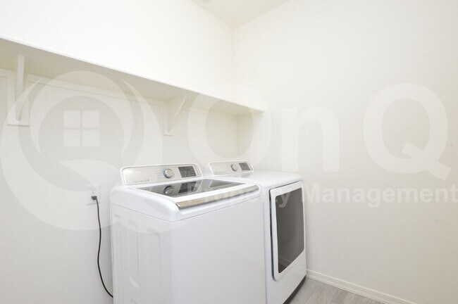 Building Photo - 9114 S 167th Dr