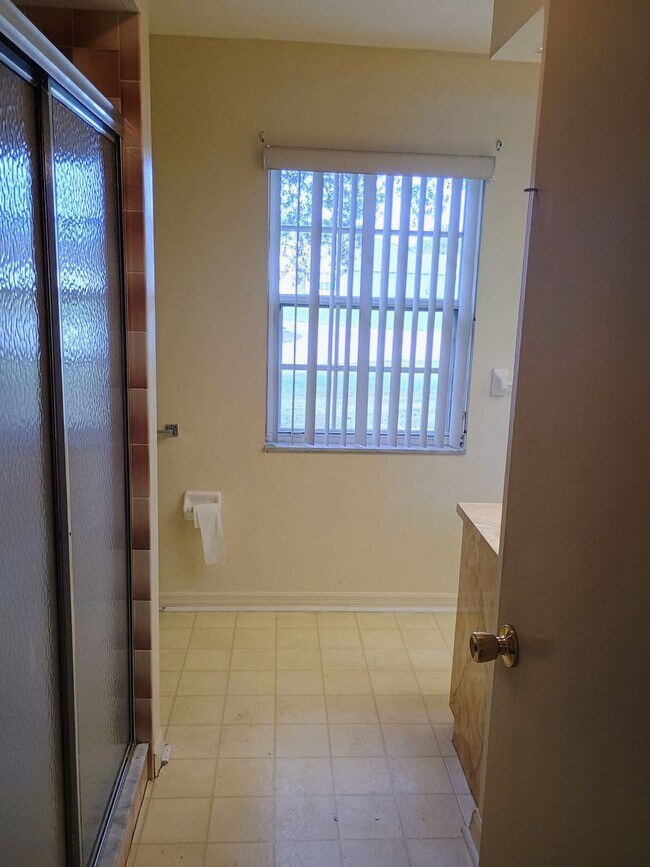 Building Photo - Pool. Privacy. Perfect location. Available...