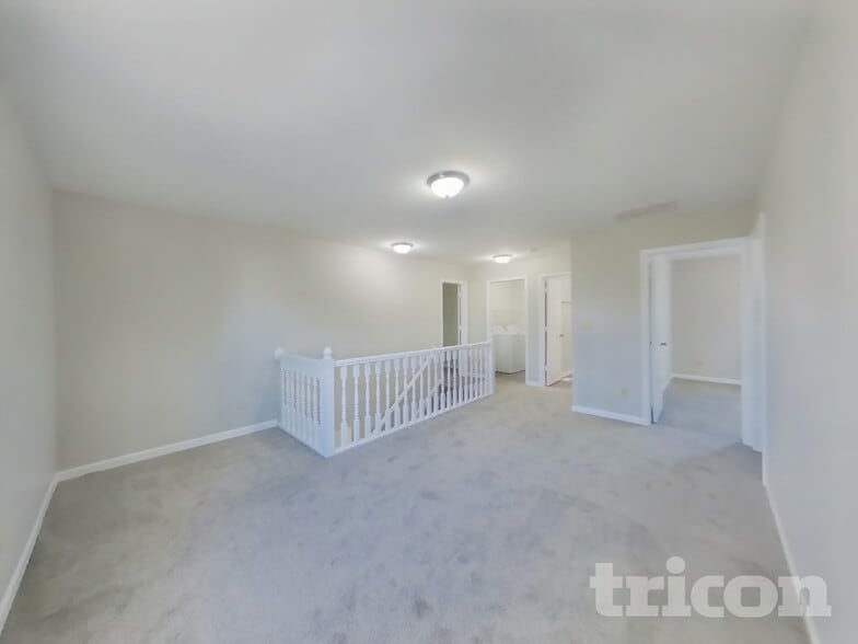 Building Photo - 828 Treyburn Green Dr