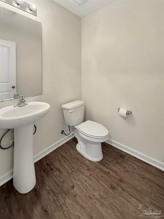 Building Photo - 5777 Blackhorse Cir