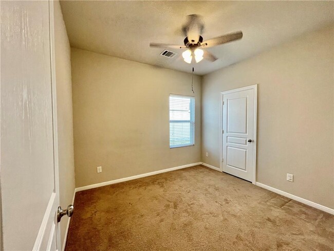 Building Photo - 412 Westminster Dr