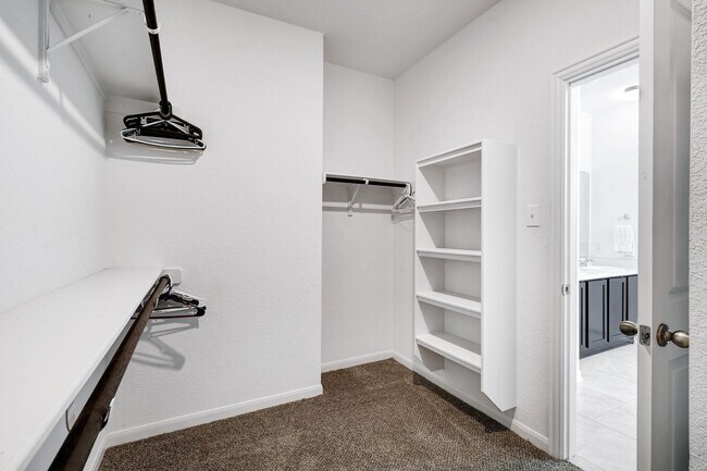Building Photo - ***APPLICATION CURRENTLY UNDER REVIEW***Tw...