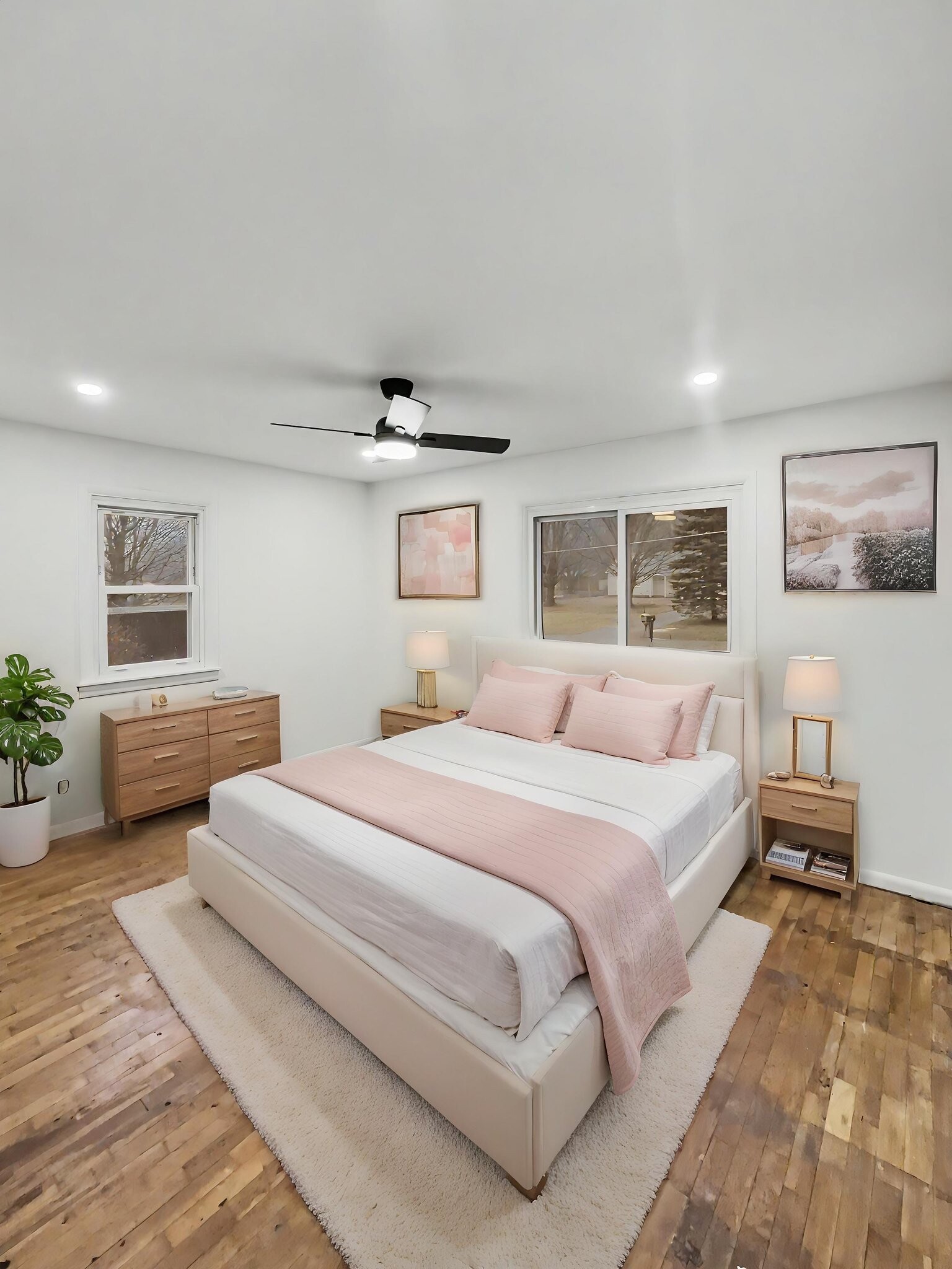 Building Photo - 10151 E Grandview Rd